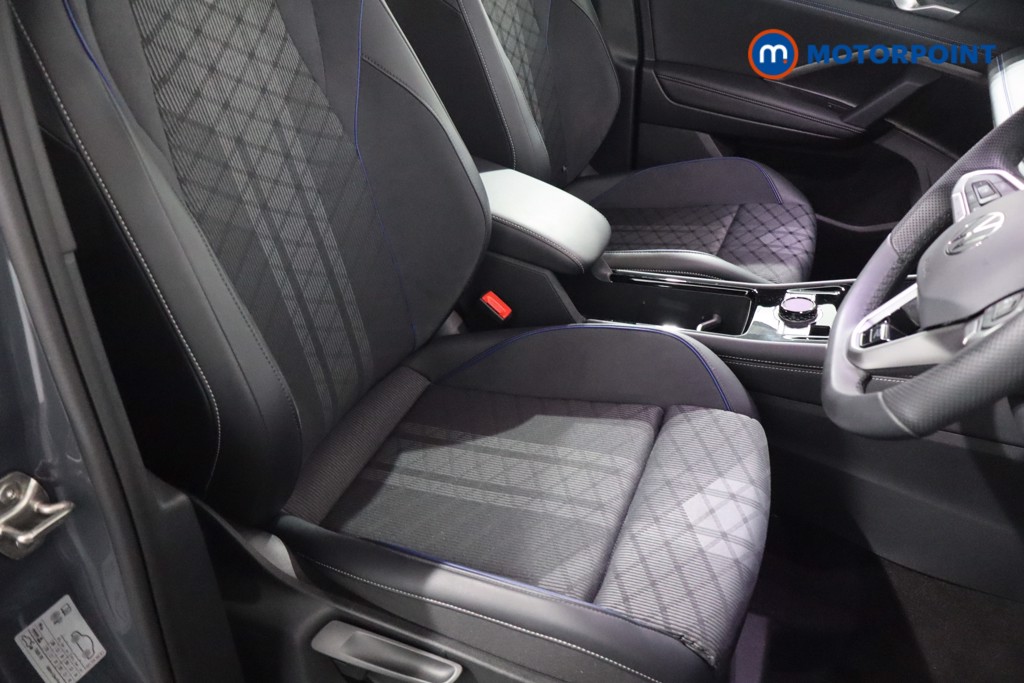 Volkswagen Tiguan R-Line Automatic Petrol SUV - Stock Number (1586900) - 25th supplementary image