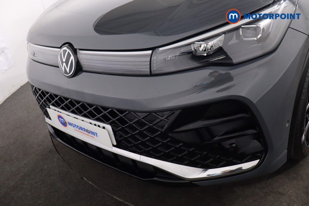 Volkswagen Tiguan R-Line Automatic Petrol SUV - Stock Number (1586900) - 33rd supplementary image