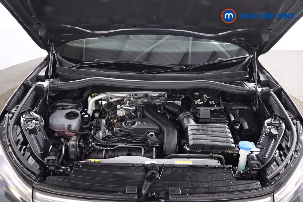 Volkswagen Tiguan R-Line Automatic Petrol SUV - Stock Number (1586900) - 34th supplementary image