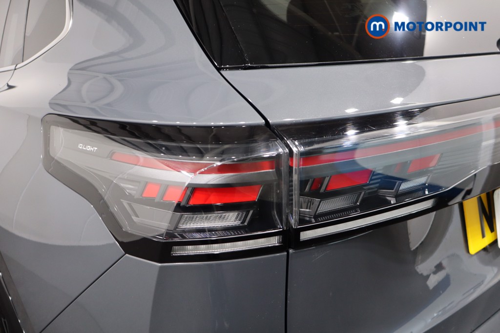 Volkswagen Tiguan R-Line Automatic Petrol SUV - Stock Number (1586900) - 36th supplementary image