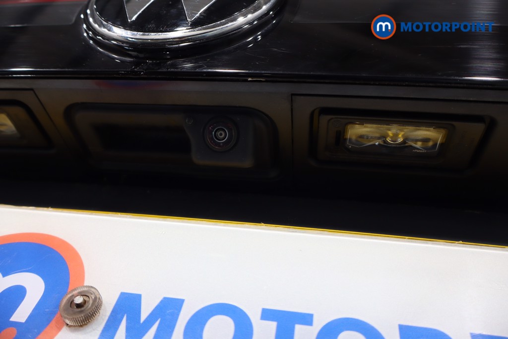 Volkswagen Tiguan R-Line Automatic Petrol SUV - Stock Number (1586900) - 38th supplementary image