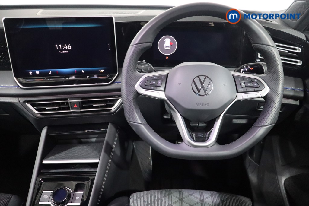 Volkswagen Tiguan R-Line Automatic Petrol SUV - Stock Number (1586907) - 3rd supplementary image