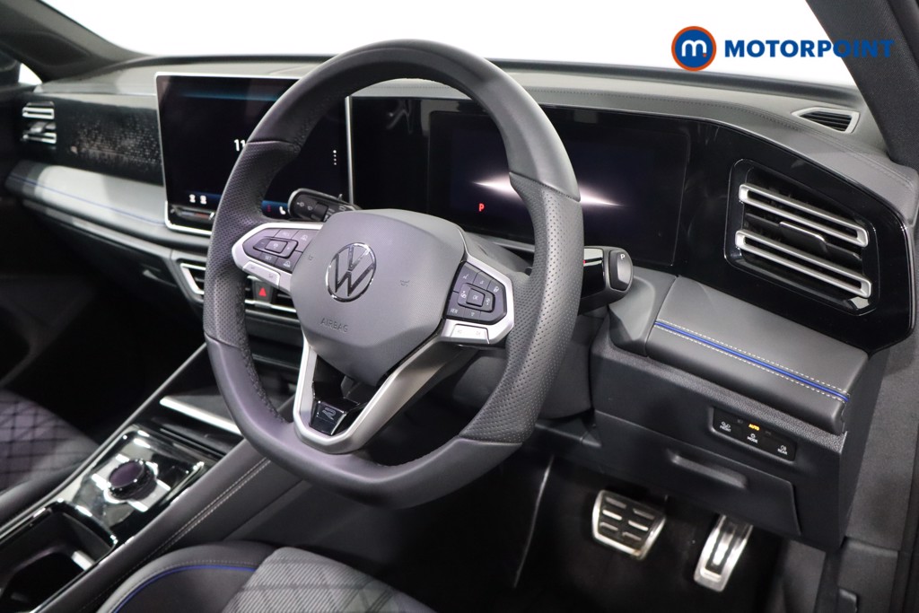 Volkswagen Tiguan R-Line Automatic Petrol SUV - Stock Number (1586907) - 23rd supplementary image