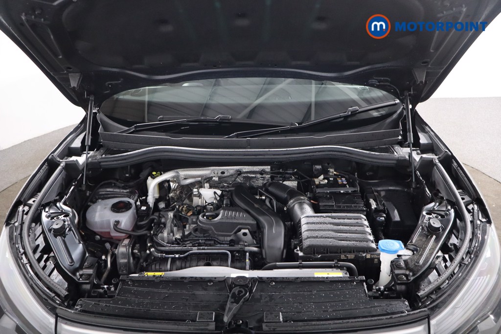 Volkswagen Tiguan R-Line Automatic Petrol SUV - Stock Number (1586907) - 33rd supplementary image