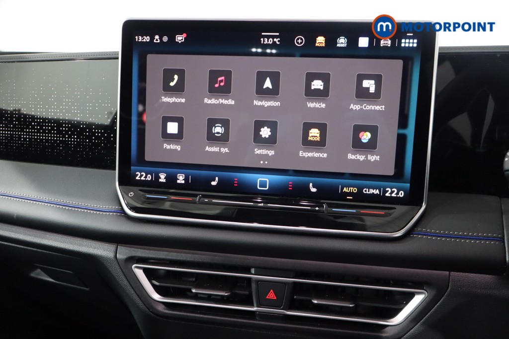Volkswagen Tiguan R-Line Automatic Petrol SUV - Stock Number (1586911) - 19th supplementary image