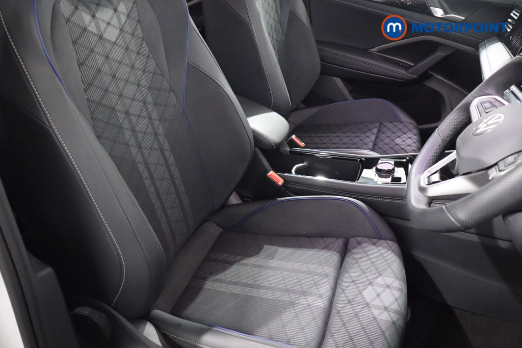 Volkswagen Tiguan R-Line Automatic Petrol SUV - Stock Number (1586911) - 26th supplementary image