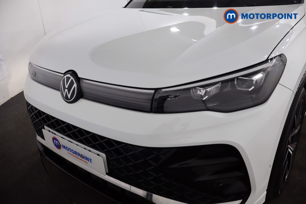 Volkswagen Tiguan R-Line Automatic Petrol SUV - Stock Number (1586911) - 34th supplementary image