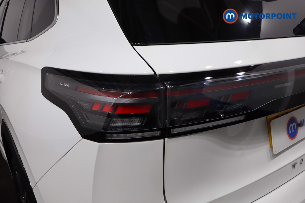 Volkswagen Tiguan R-Line Automatic Petrol SUV - Stock Number (1586911) - 37th supplementary image