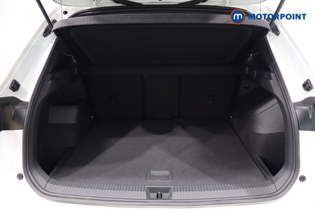 Volkswagen Tiguan R-Line Automatic Petrol SUV - Stock Number (1586911) - 41st supplementary image