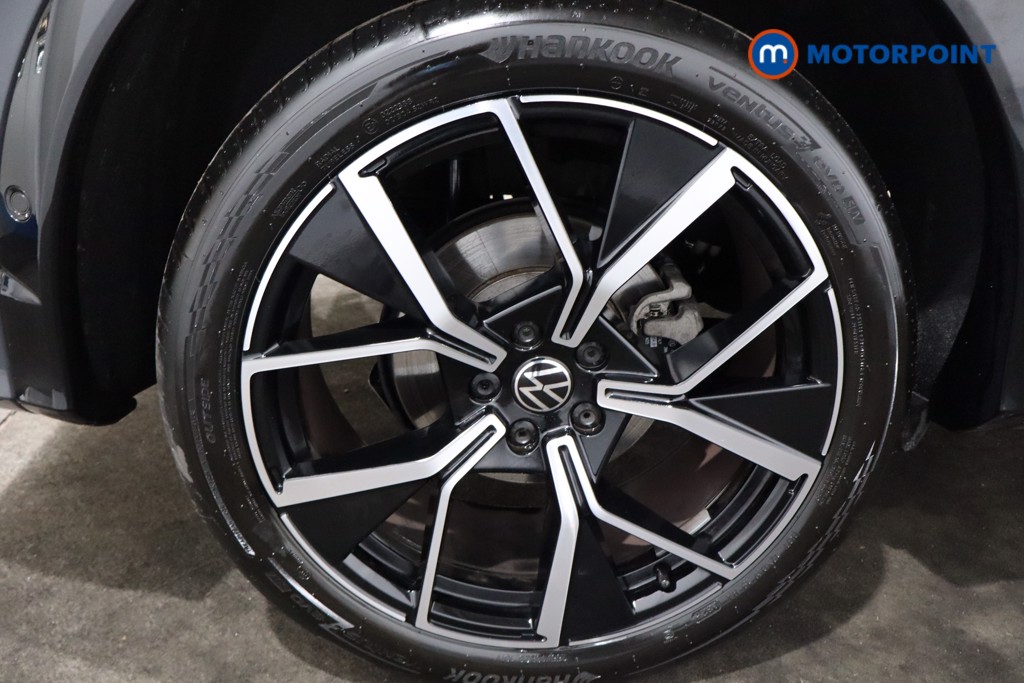 Volkswagen Tiguan R-Line Automatic Petrol SUV - Stock Number (1586912) - 9th supplementary image