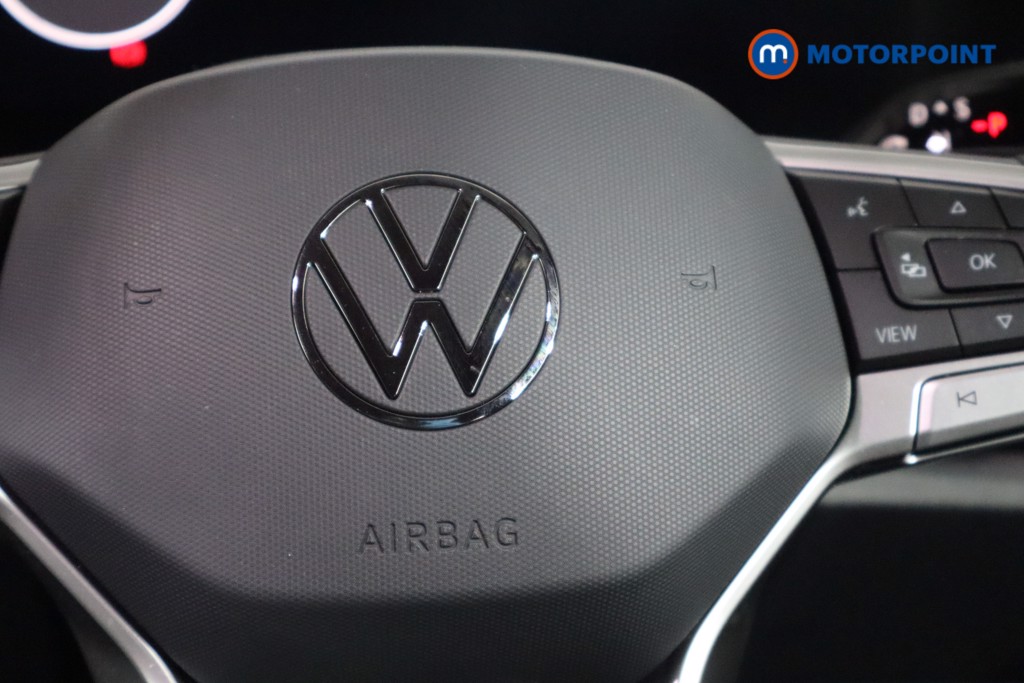 Volkswagen Tiguan R-Line Automatic Petrol SUV - Stock Number (1586912) - 13th supplementary image