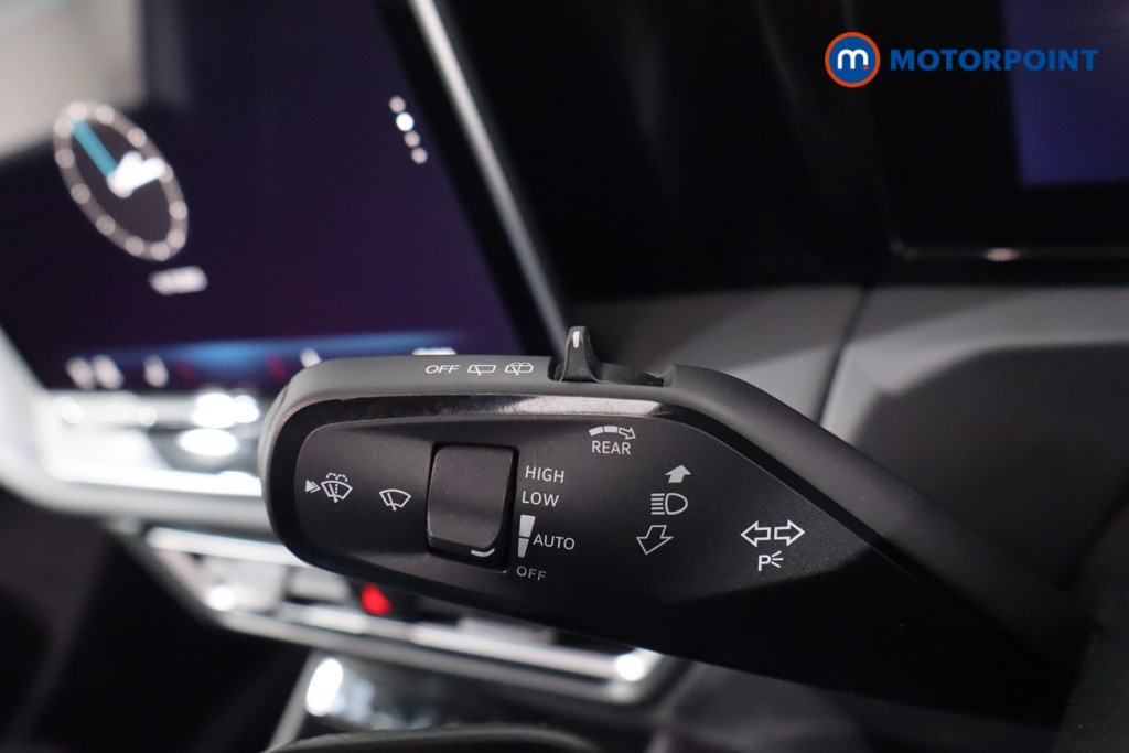 Volkswagen Tiguan R-Line Automatic Petrol SUV - Stock Number (1586913) - 16th supplementary image