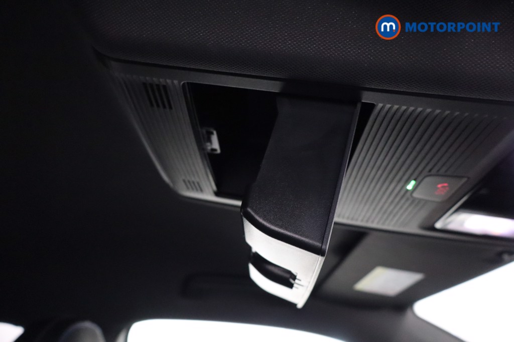 Volkswagen Tiguan R-Line Automatic Petrol SUV - Stock Number (1586913) - 27th supplementary image
