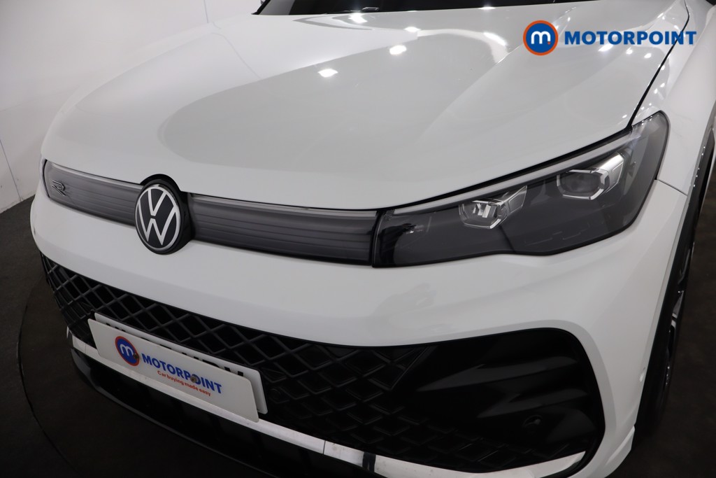 Volkswagen Tiguan R-Line Automatic Petrol SUV - Stock Number (1586913) - 33rd supplementary image