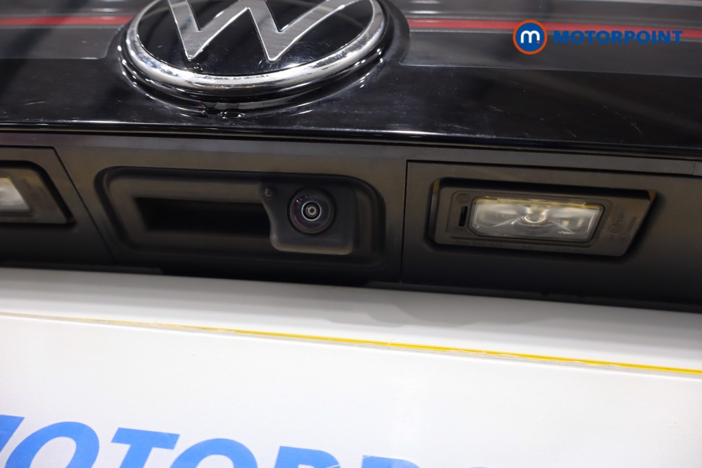 Volkswagen Tiguan R-Line Automatic Petrol SUV - Stock Number (1586913) - 38th supplementary image