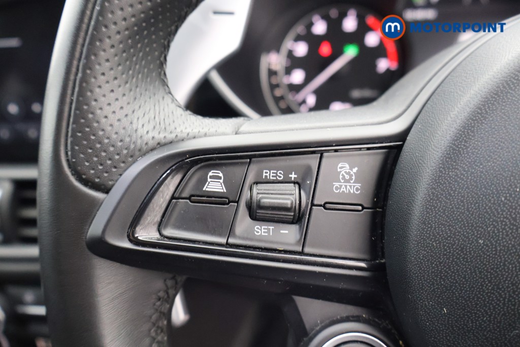 Alfa Romeo Giulia Sprint Automatic Petrol Saloon - Stock Number (1586961) - 2nd supplementary image