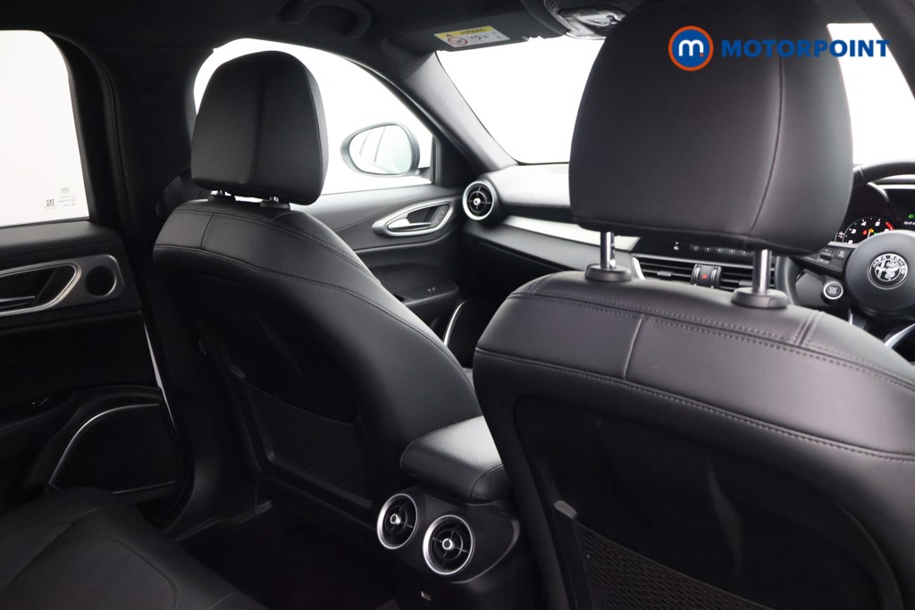 Alfa Romeo Giulia Sprint Automatic Petrol Saloon - Stock Number (1586961) - 19th supplementary image