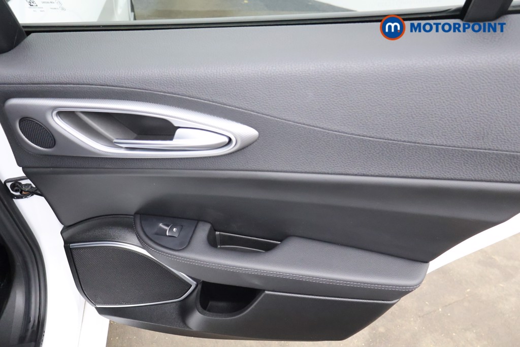 Alfa Romeo Giulia Sprint Automatic Petrol Saloon - Stock Number (1586961) - 20th supplementary image