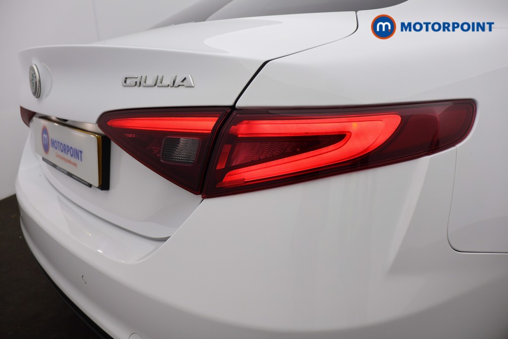 Alfa Romeo Giulia Sprint Automatic Petrol Saloon - Stock Number (1586961) - 24th supplementary image