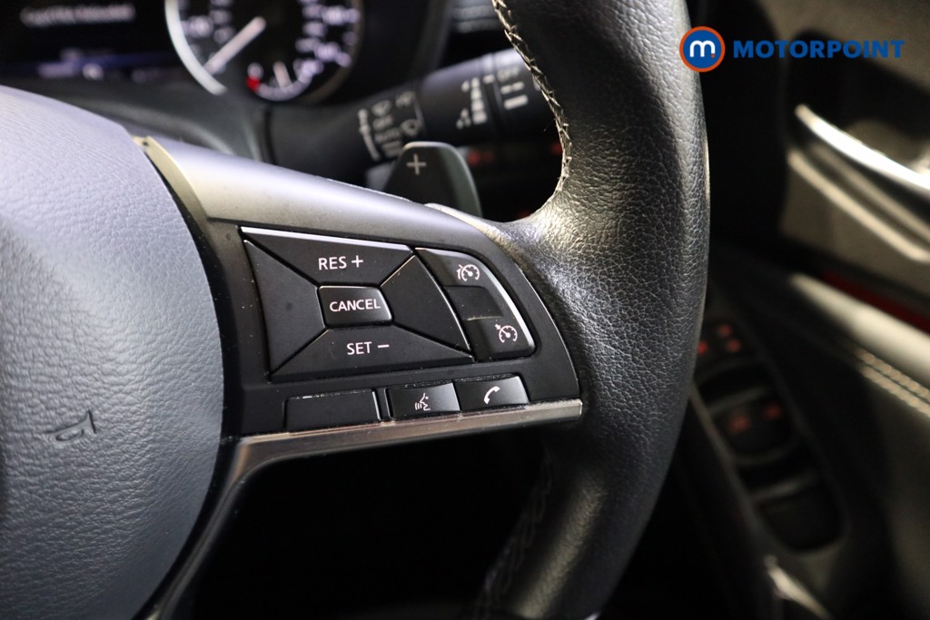 Nissan Juke N-Connecta Automatic Petrol SUV - Stock Number (1587159) - 4th supplementary image