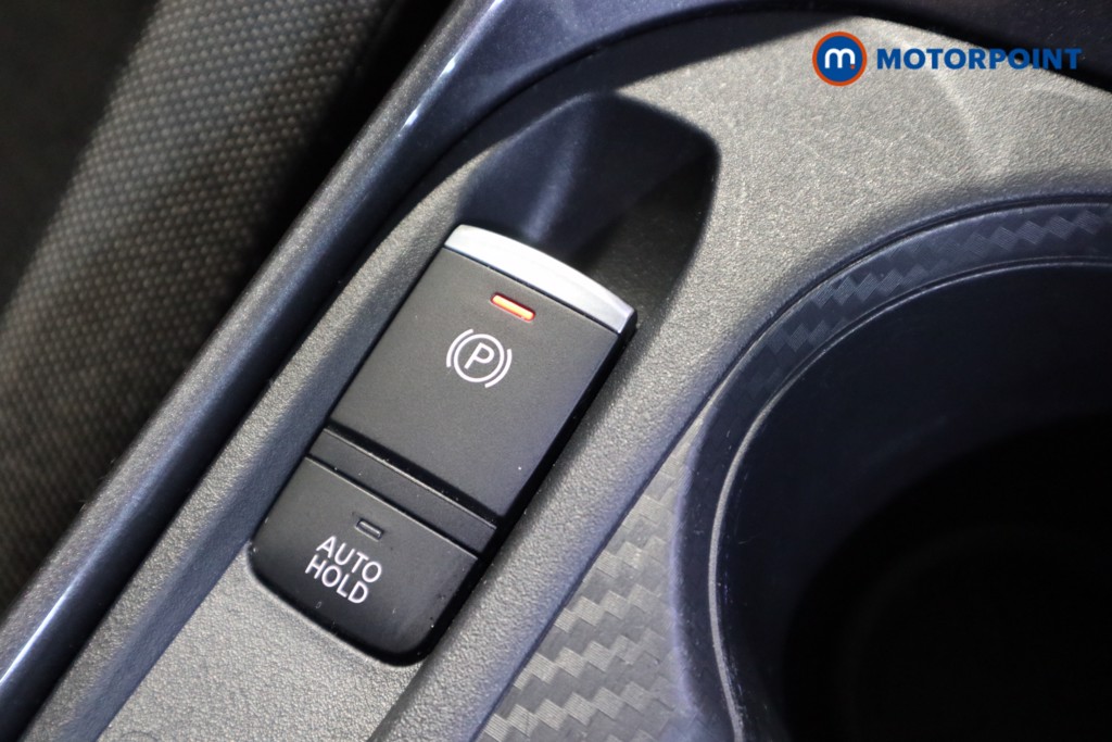 Nissan Juke N-Connecta Automatic Petrol SUV - Stock Number (1587159) - 10th supplementary image