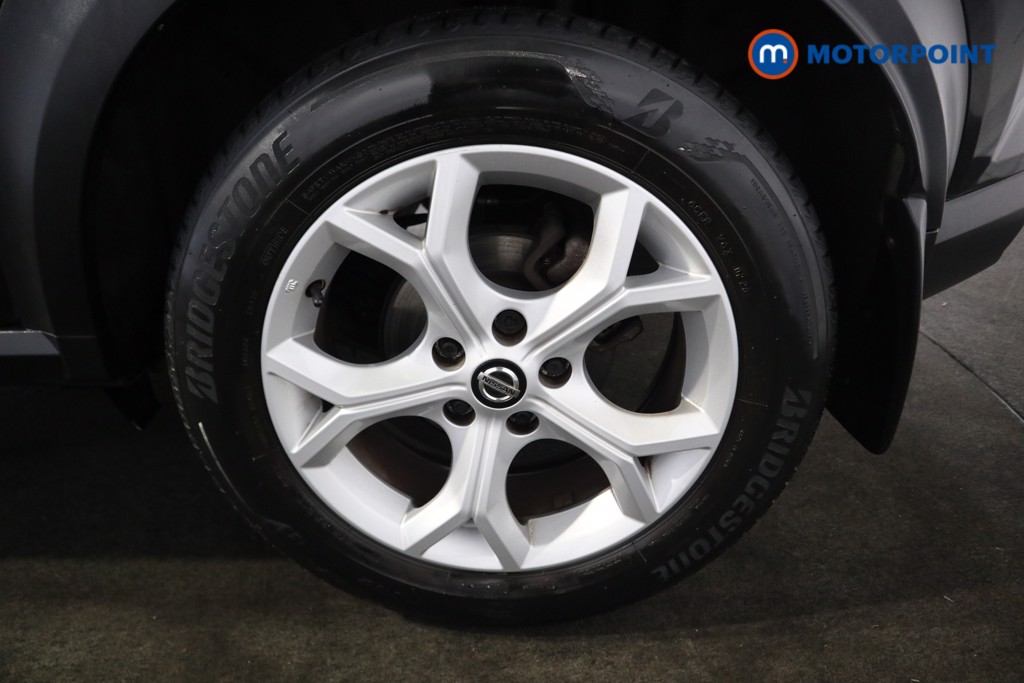 Nissan Juke N-Connecta Automatic Petrol SUV - Stock Number (1587159) - 22nd supplementary image