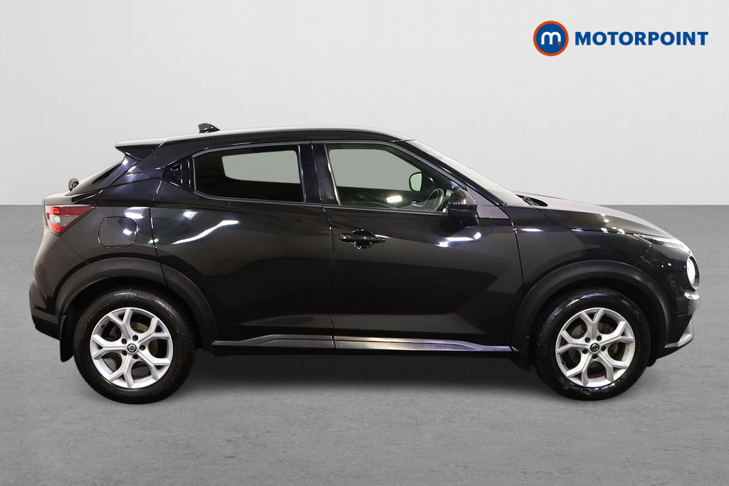 Nissan Juke N-Connecta Automatic Petrol SUV - Stock Number (1587159) - Drivers side
