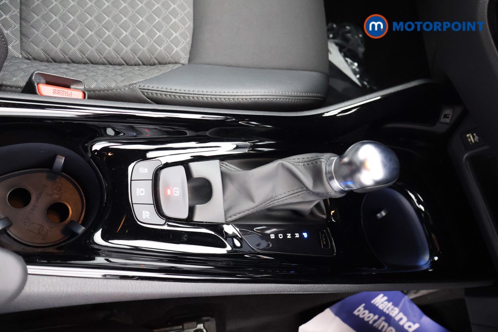 Toyota C-Hr Design Automatic Petrol-Electric Hybrid SUV - Stock Number (1587565) - 9th supplementary image