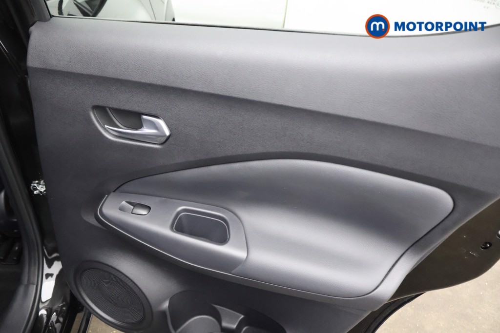 Nissan Juke Tekna Automatic Petrol-Electric Hybrid SUV - Stock Number (1587697) - 18th supplementary image