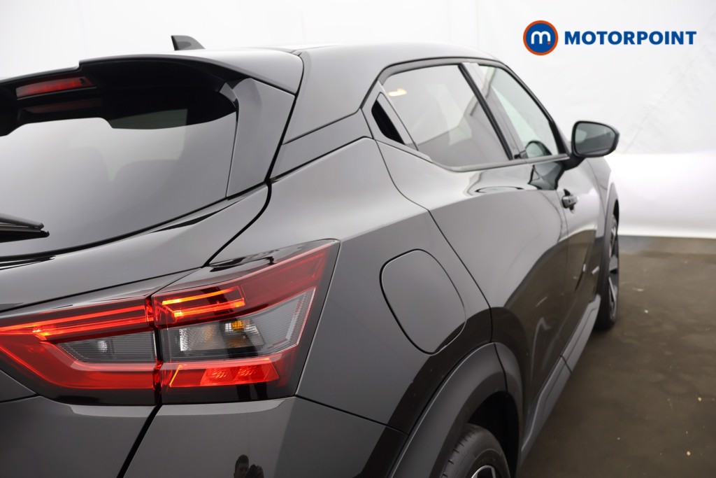 Nissan Juke Tekna Automatic Petrol-Electric Hybrid SUV - Stock Number (1587697) - 24th supplementary image