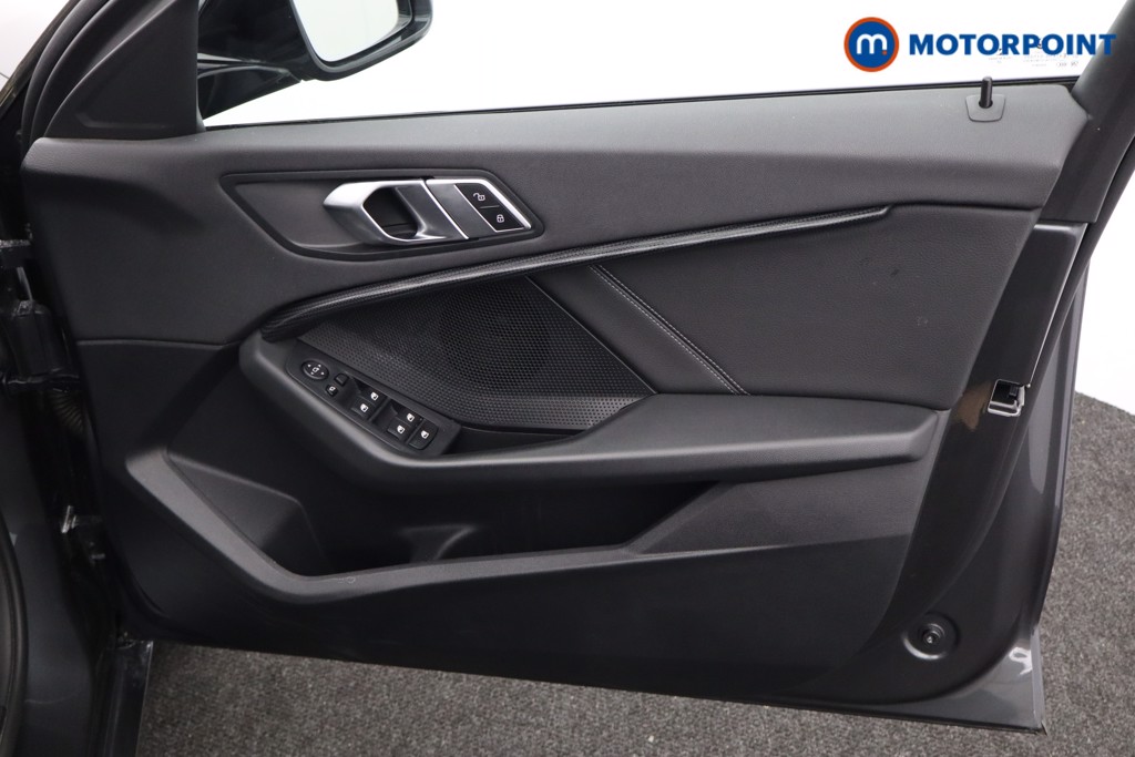 BMW 1 Series Sport Automatic Petrol Hatchback - Stock Number (1587826) - 16th supplementary image