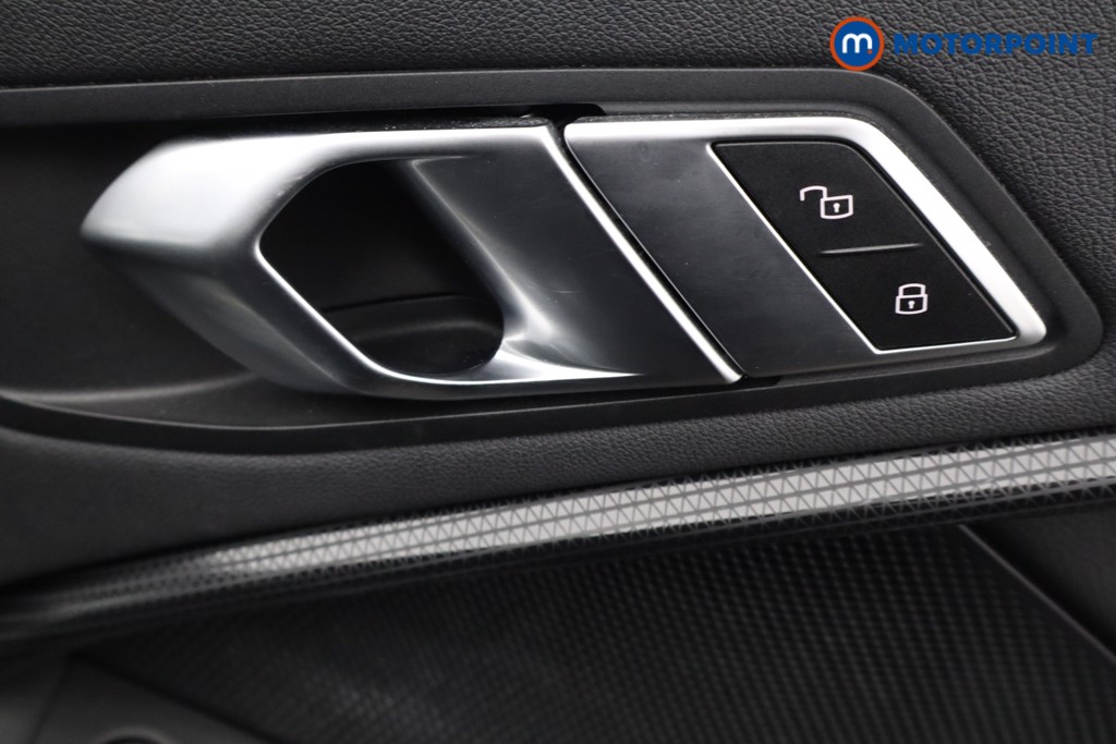 BMW 1 Series Sport Automatic Petrol Hatchback - Stock Number (1587826) - 18th supplementary image