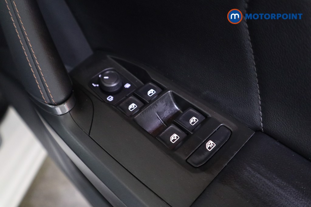 Cupra Leon V1 Automatic Petrol Hatchback - Stock Number (1587967) - 10th supplementary image