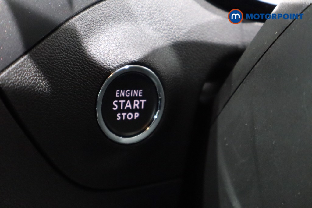 Vauxhall Crossland Ultimate Manual Diesel SUV - Stock Number (1588152) - 13th supplementary image