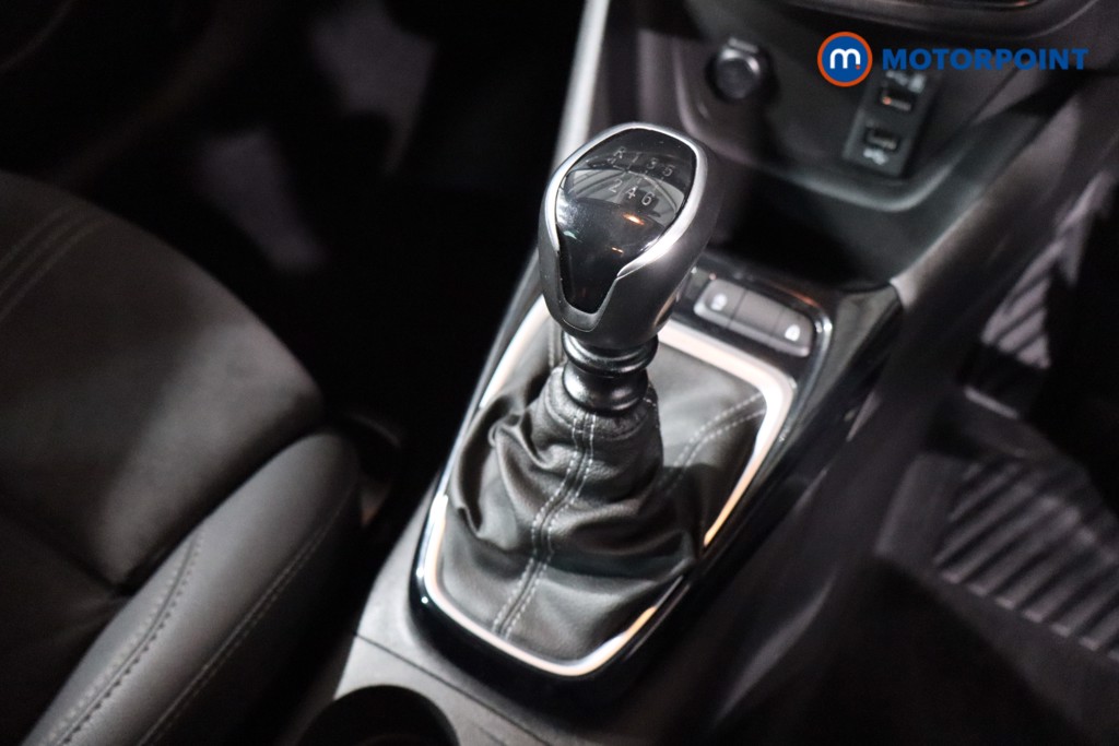 Vauxhall Crossland Ultimate Manual Diesel SUV - Stock Number (1588152) - 14th supplementary image