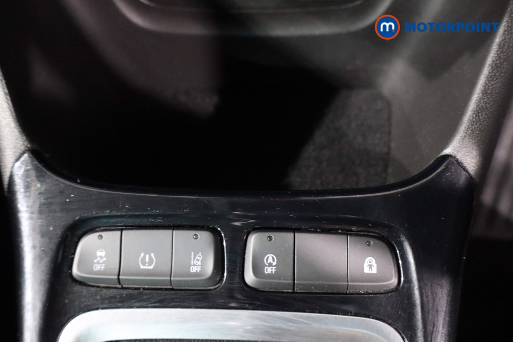 Vauxhall Crossland Ultimate Manual Diesel SUV - Stock Number (1588152) - 16th supplementary image