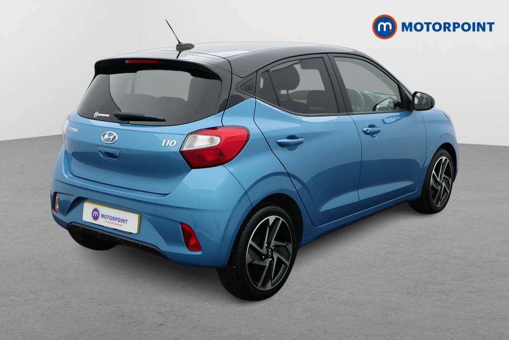 Hyundai I10 Premium Automatic Petrol Hatchback - Stock Number (1588269) - Drivers side rear corner