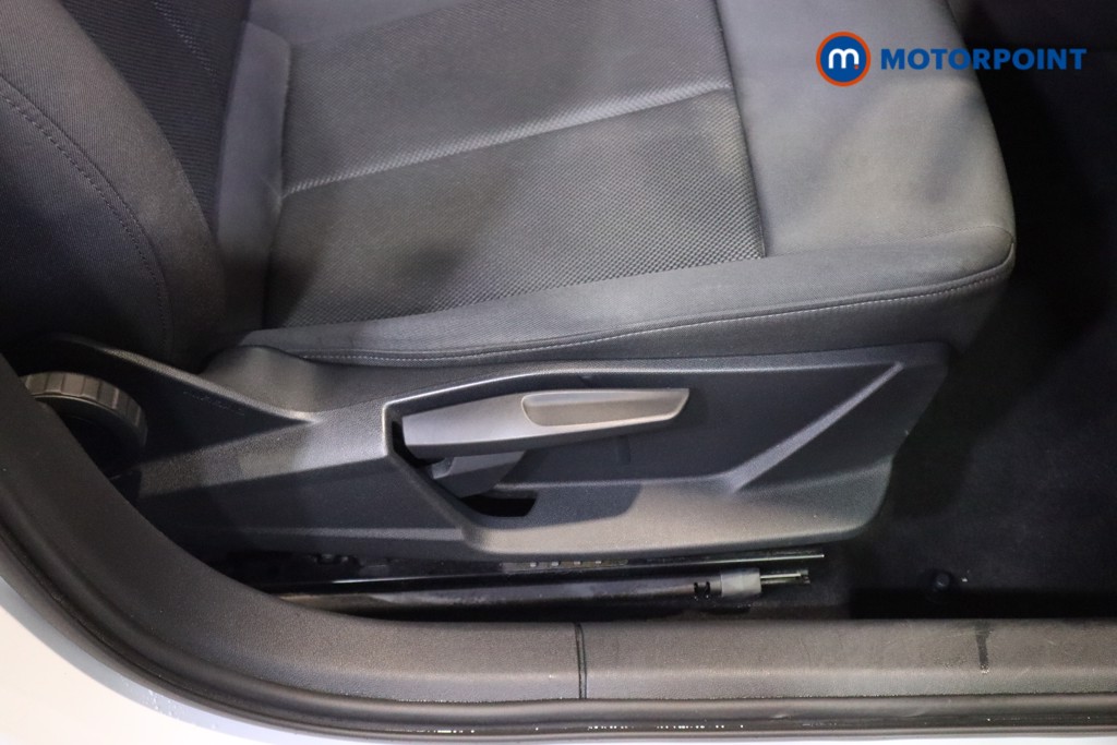 Audi A3 Technik Manual Petrol Hatchback - Stock Number (1588288) - 16th supplementary image