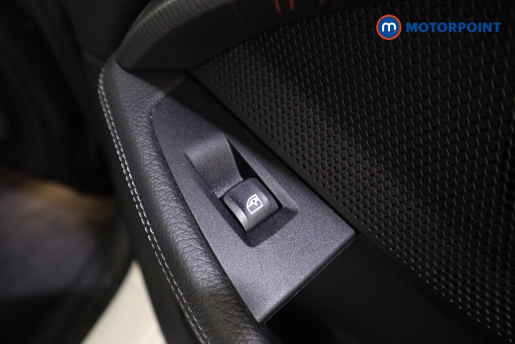 BMW 2 Series M Sport Manual Petrol Saloon - Stock Number (1588357) - 22nd supplementary image