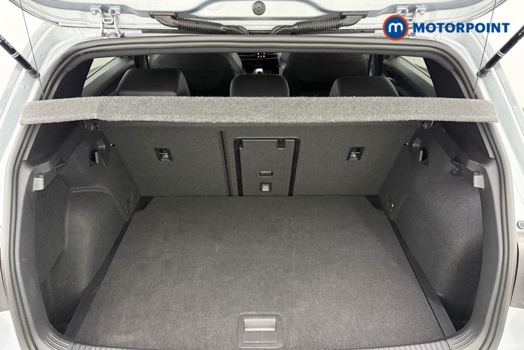 Volkswagen Golf R-Line Manual Petrol Hatchback - Stock Number (1588426) - 7th supplementary image