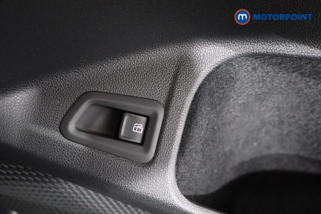 Volkswagen Golf GTE Automatic Petrol Plug-In Hybrid Hatchback - Stock Number (1588509) - 4th supplementary image
