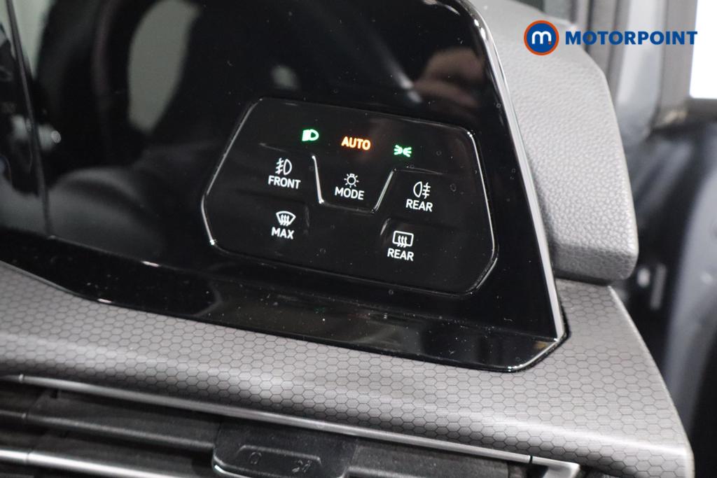 Volkswagen Golf GTE Automatic Petrol Plug-In Hybrid Hatchback - Stock Number (1588509) - 5th supplementary image