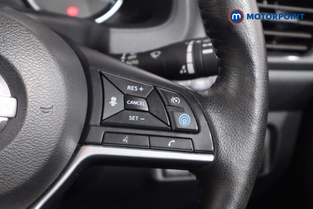 Nissan Leaf Tekna Automatic Electric Hatchback - Stock Number (1588616) - 8th supplementary image