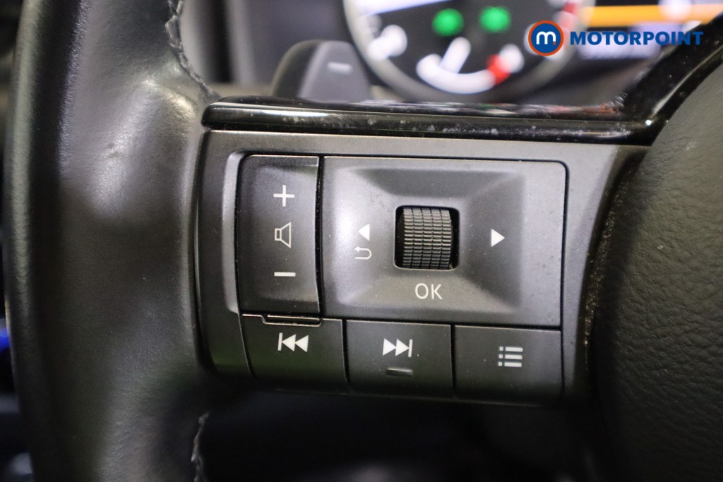 Nissan Qashqai Acenta Premium Automatic Petrol SUV - Stock Number (1588709) - 8th supplementary image