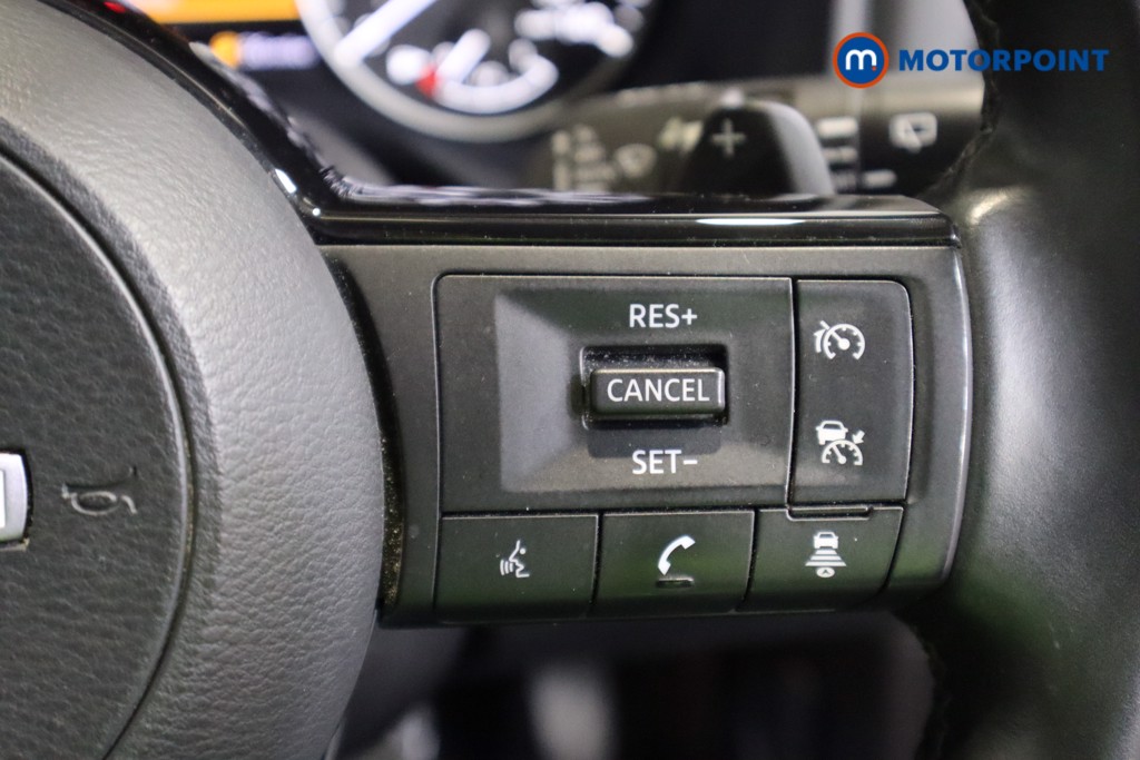 Nissan Qashqai Acenta Premium Automatic Petrol SUV - Stock Number (1588709) - 10th supplementary image