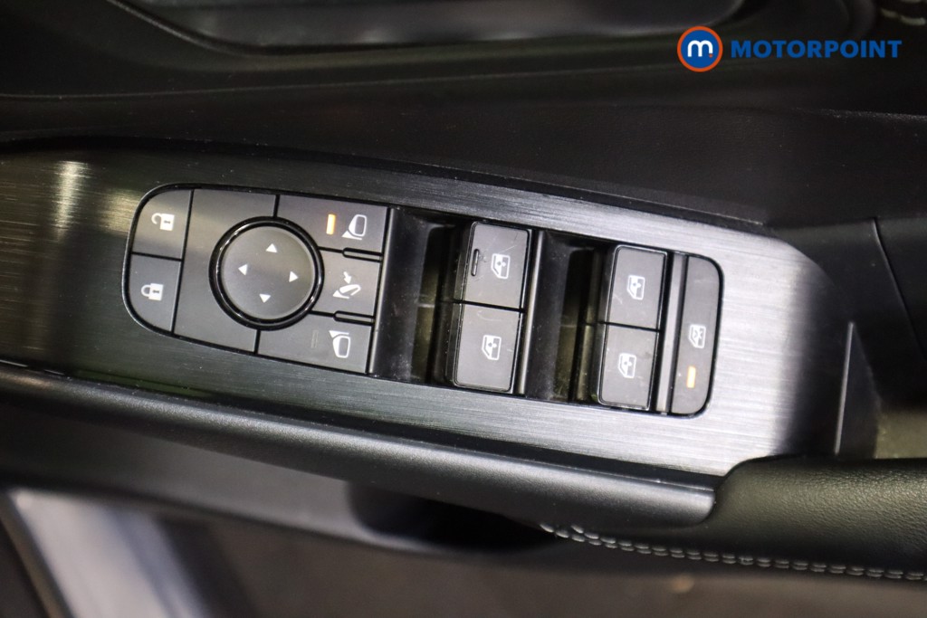 Nissan Qashqai Acenta Premium Automatic Petrol SUV - Stock Number (1588709) - 13th supplementary image