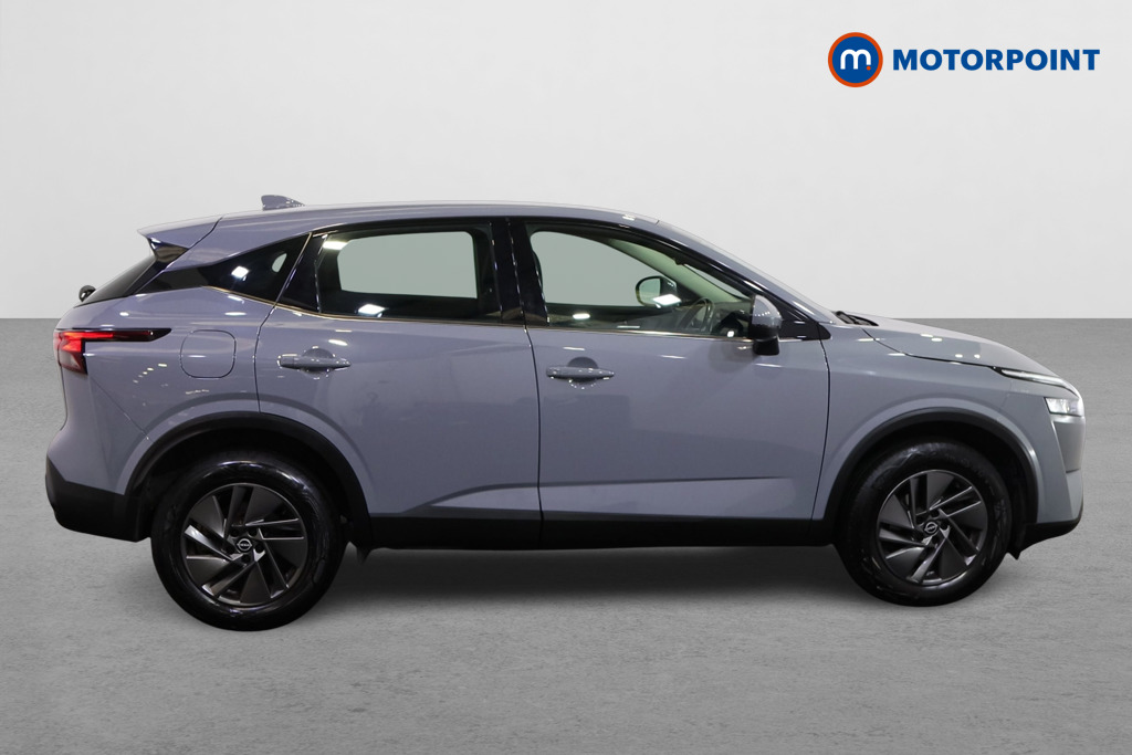 Nissan Qashqai Acenta Premium Automatic Petrol SUV - Stock Number (1588709) - Drivers side