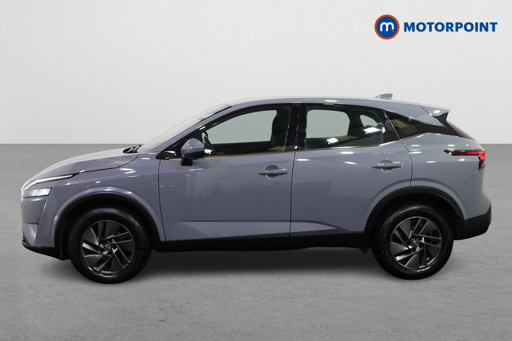 Nissan Qashqai Acenta Premium Automatic Petrol SUV - Stock Number (1588709) - Passenger side