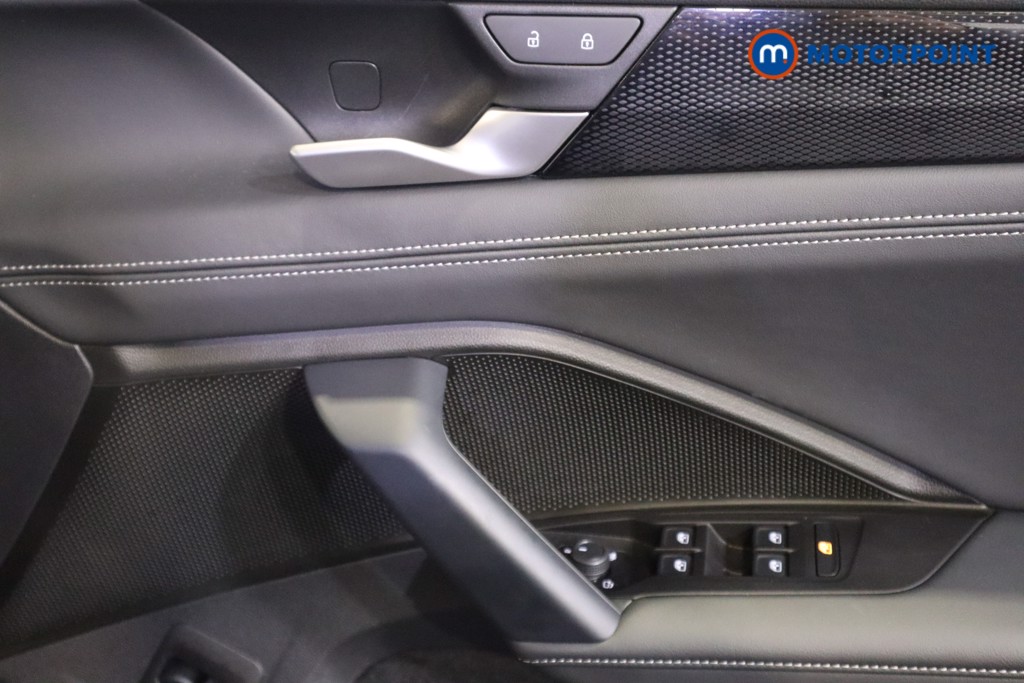 Volkswagen Tiguan Match Automatic Petrol SUV - Stock Number (1588829) - 10th supplementary image