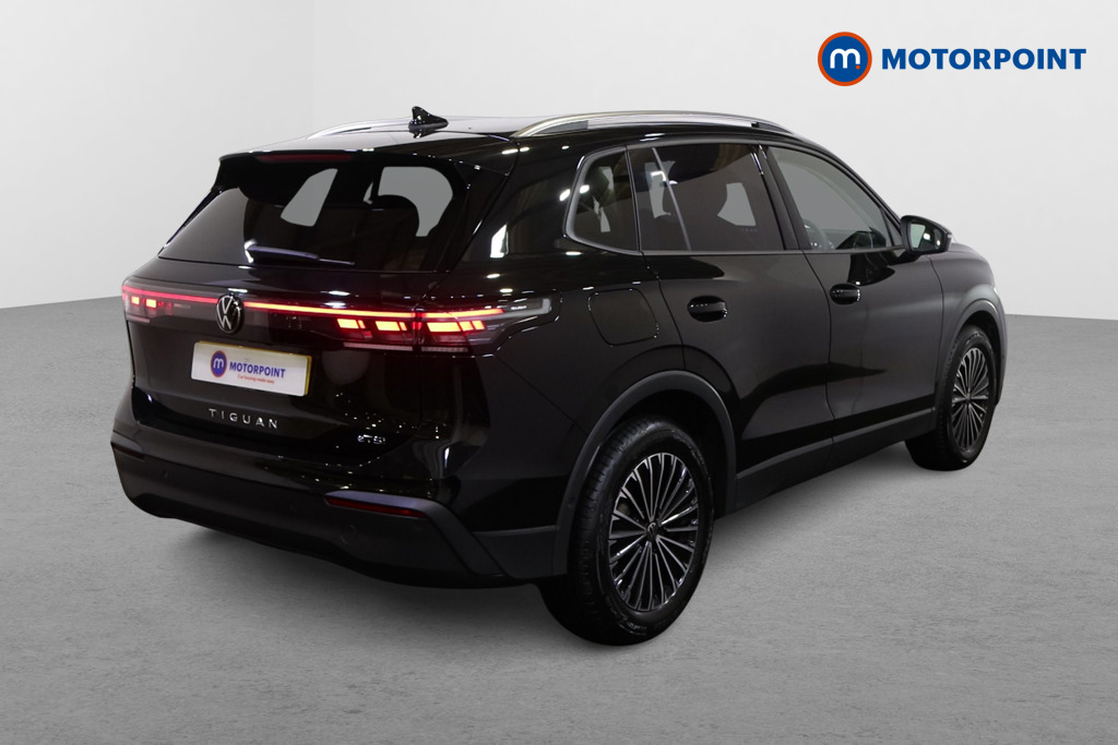 Volkswagen Tiguan Match Automatic Petrol SUV - Stock Number (1588829) - Drivers side rear corner